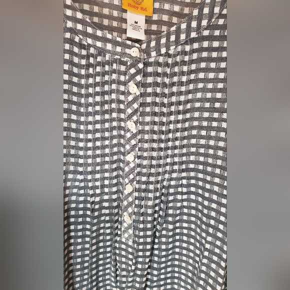 Ruby Rd. Blue and White Patterned Blouse - Picture 3 of 5